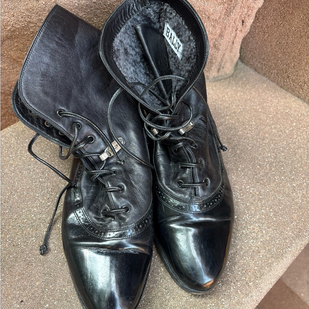 Bally Women Black Leather Boots with wool lining
